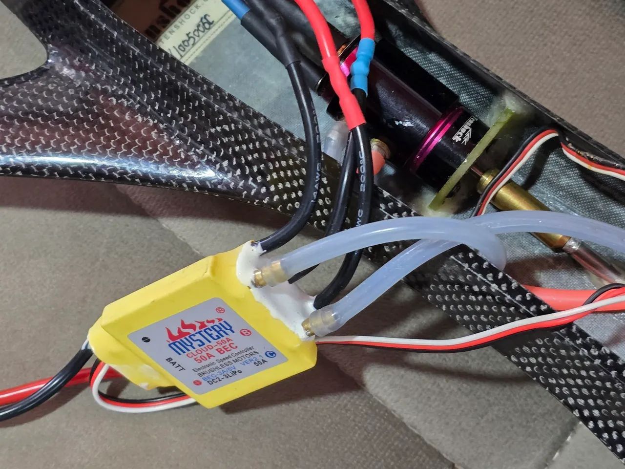 Lancha de fibra de carbono RC speed - Foto 4