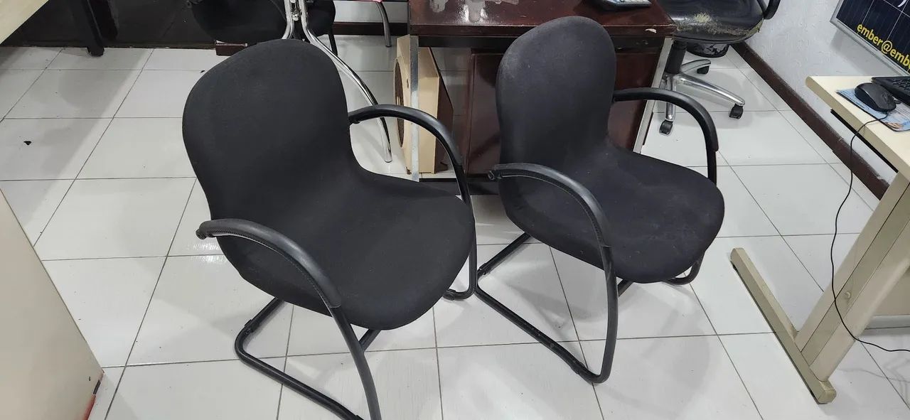Cadeiras de escritório com braços - Foto 2