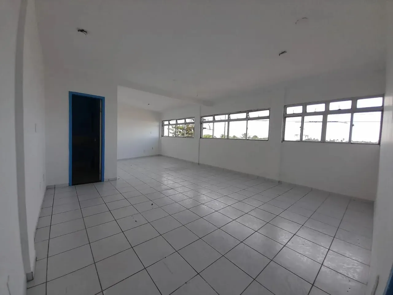ALUGO Pavimento completo de prédio, de100m² com 4 salas, no Centro de Parnamirim/RN