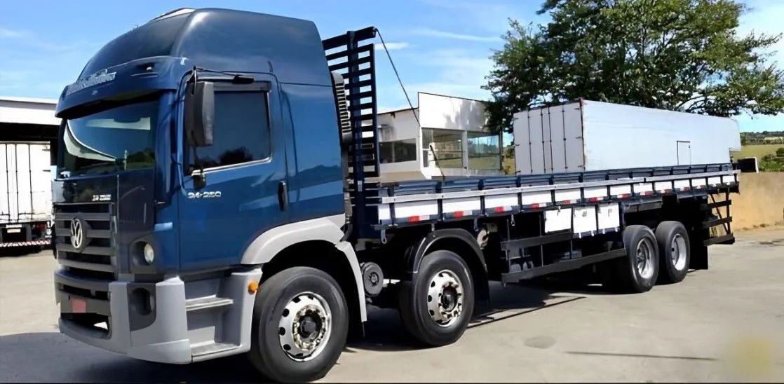 VOLKS 24250 BITRUCK    COM DIVIDA  - Foto 2