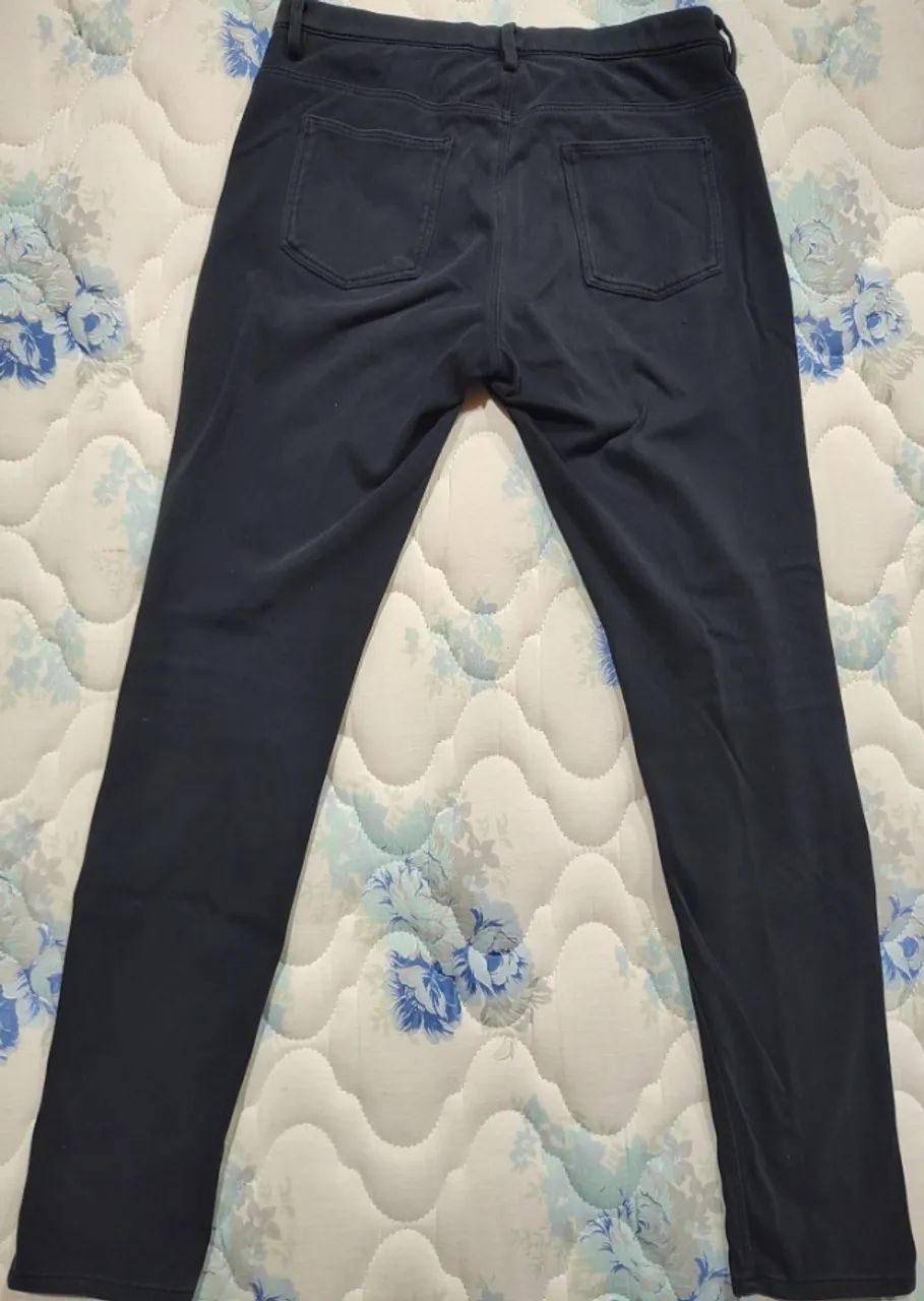 Calça Social Elastano Preta Uniqlo - Importada - 11 - Foto 4