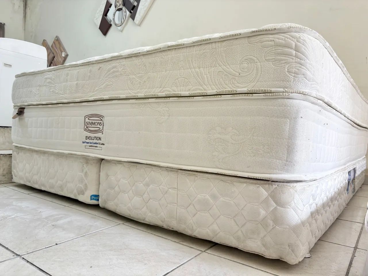 Cama Box de casal Queen, cama de casal Simmons  - Foto 2