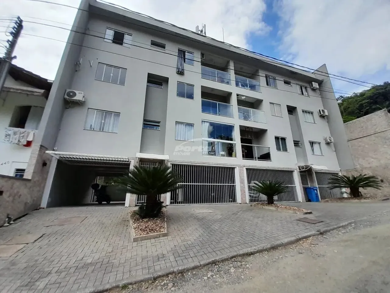 Apartamento disponível para locação no bairro Ribeirão Fresco, em Blumenau/SC.