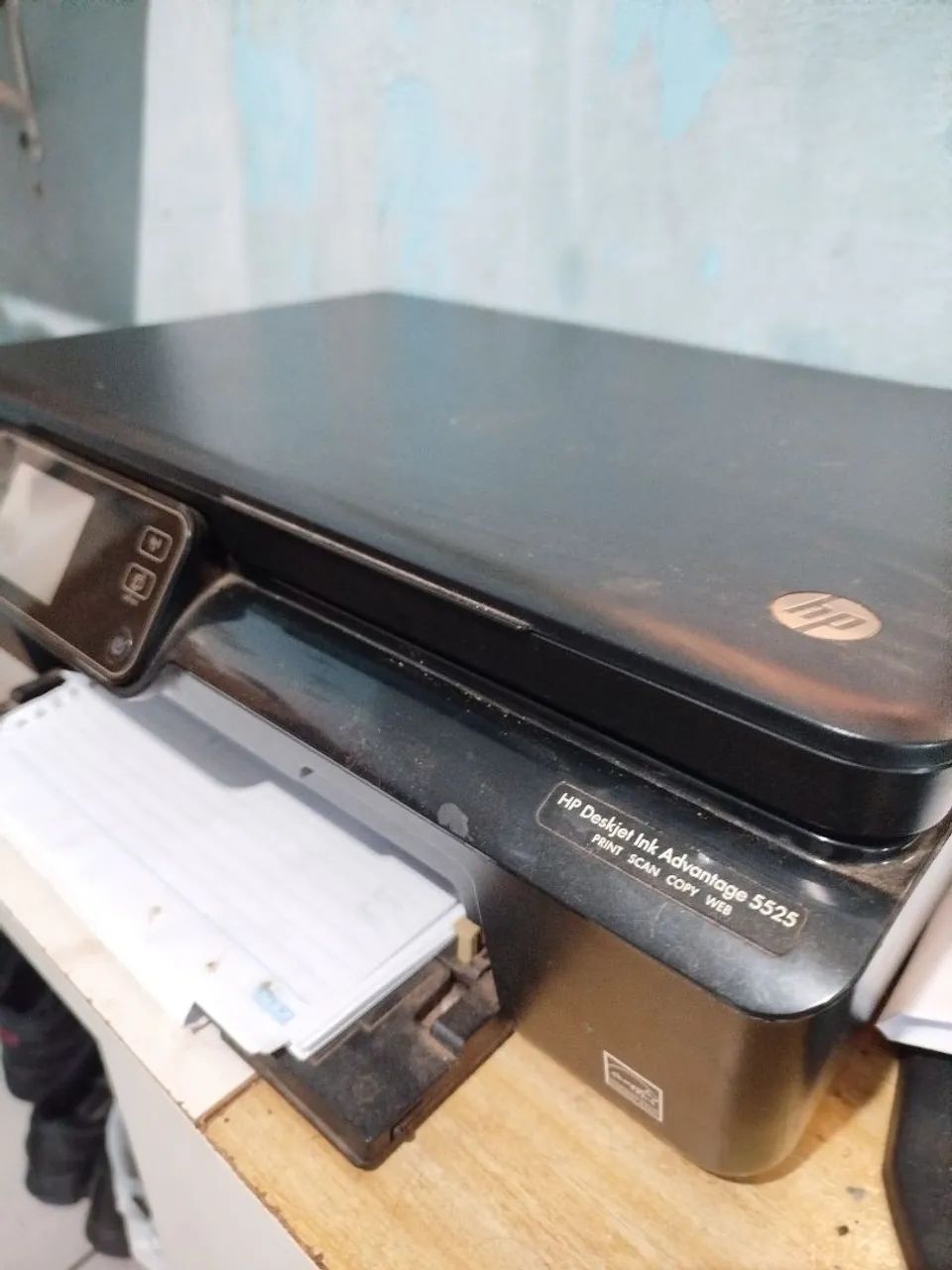 Impressora HP Deskjet Ink Advantage 5525 - Foto 3