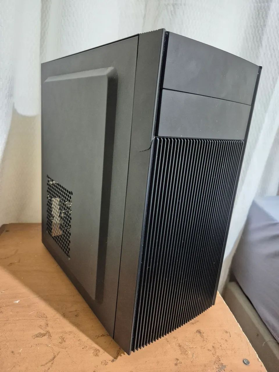 Vendo Computador Desktop Usado - Ótimo Custo-Benefício