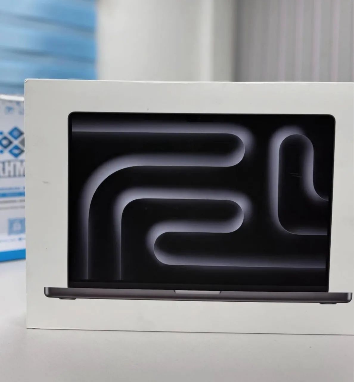 MacBook Pro M4 Pro 14? 512GB SSD e 24GB RAM - Design Elegante e Poderoso