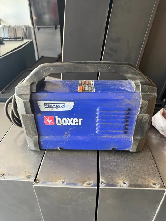 Soldadora Inverter FLAMA A221 Boxer