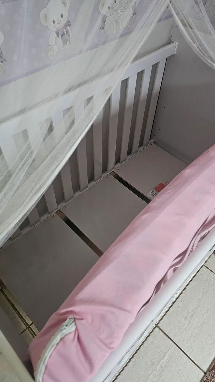 Berço com colchão e cortinado  - Foto 2