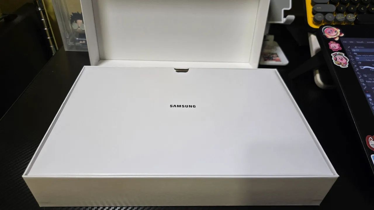 Usado - Samsung Galaxy Tab S9 Fe+ com acessórios   - Foto 2