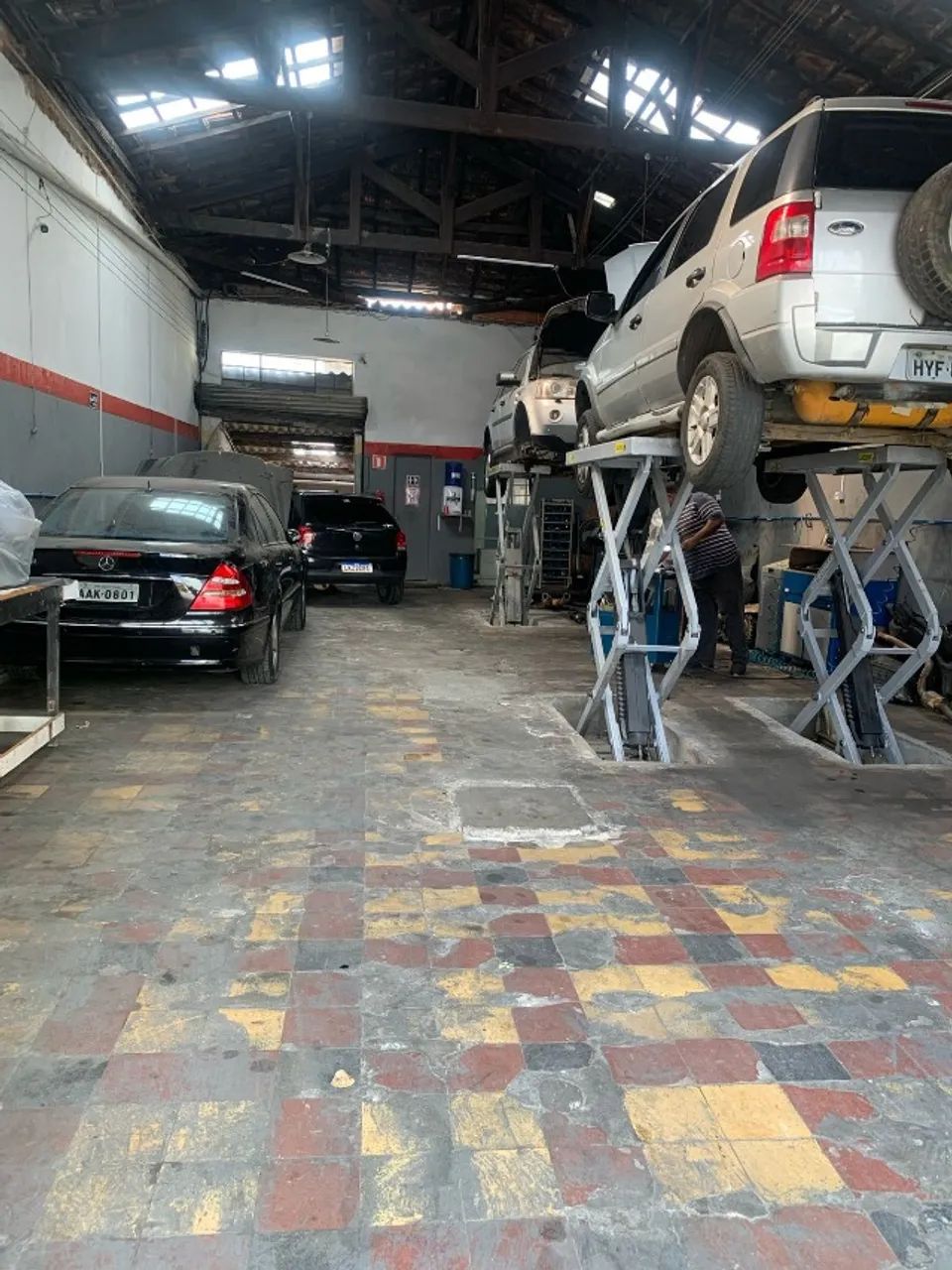 Oficina Mecânica com Funilaria Completa 