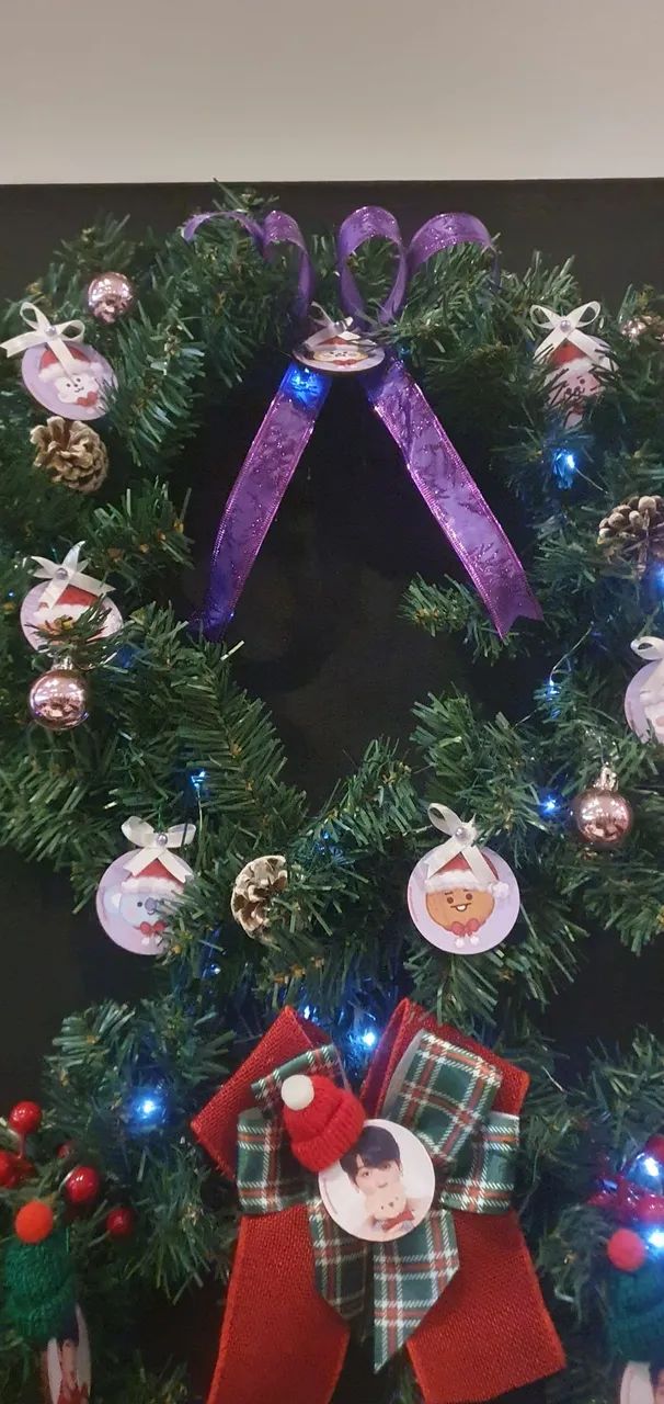 Guirlanda e bola de natal do BTS - Foto 3