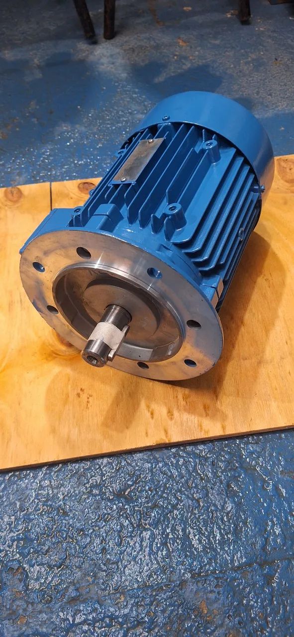 Motor elétrico trifásico 2 cv rpm 1720 baixa rotação 4 polos.