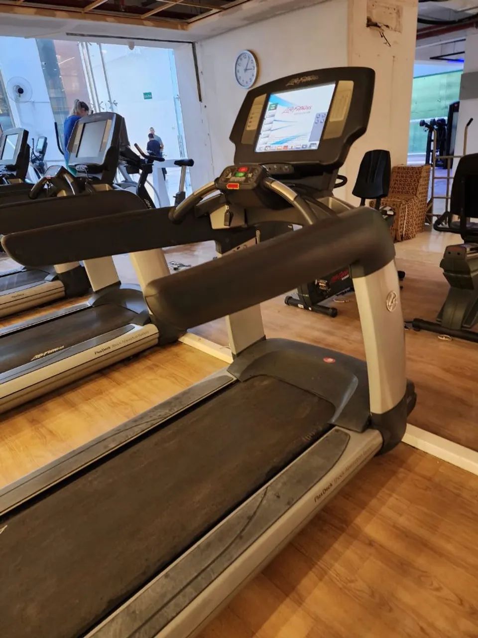 Esteiras Profissionais Life Fitness - Foto 2