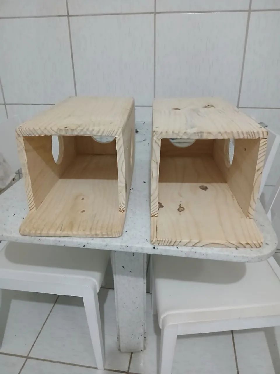 Toca de madeira para gatos