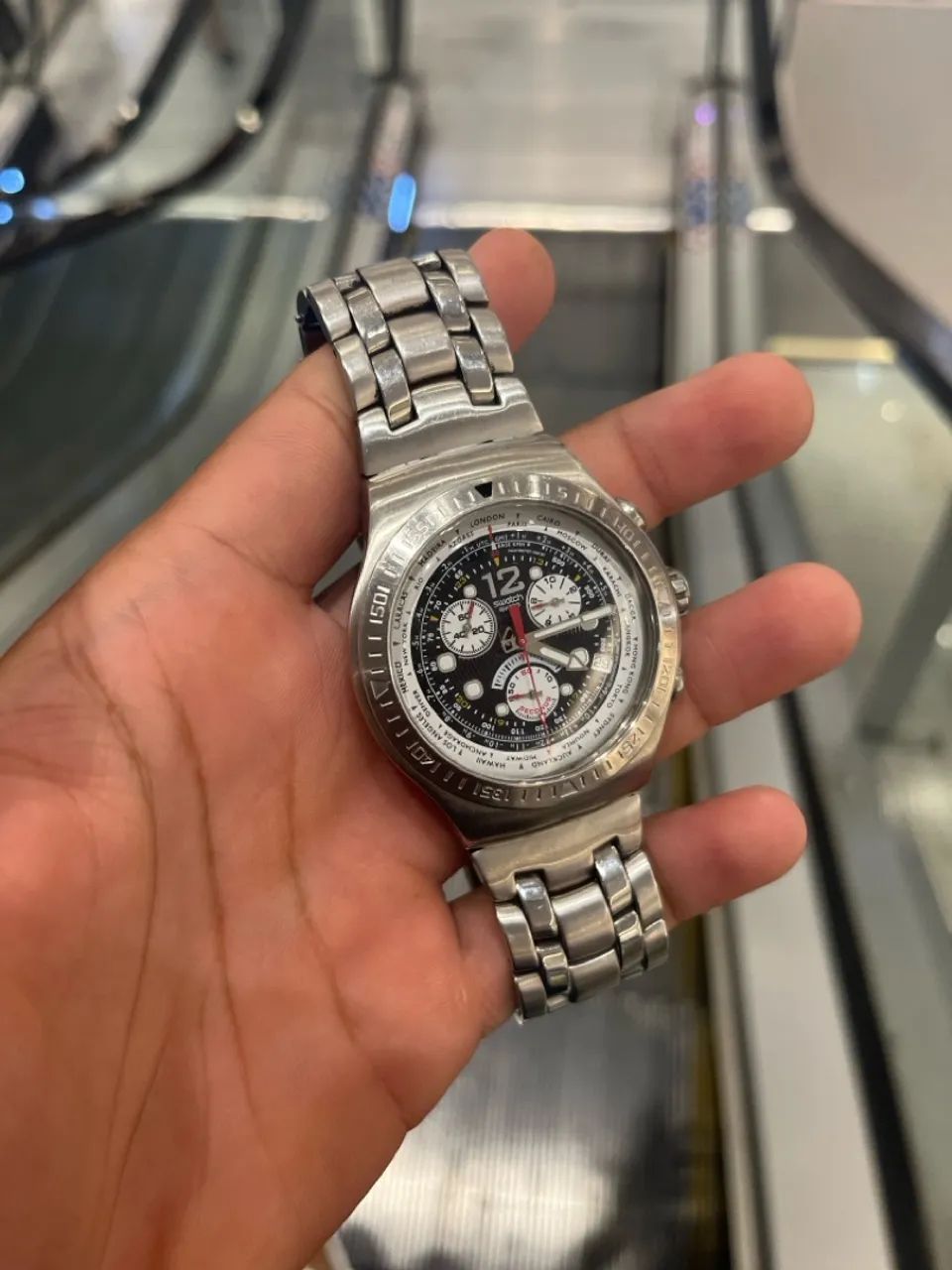  Swatch série prata cara preta 