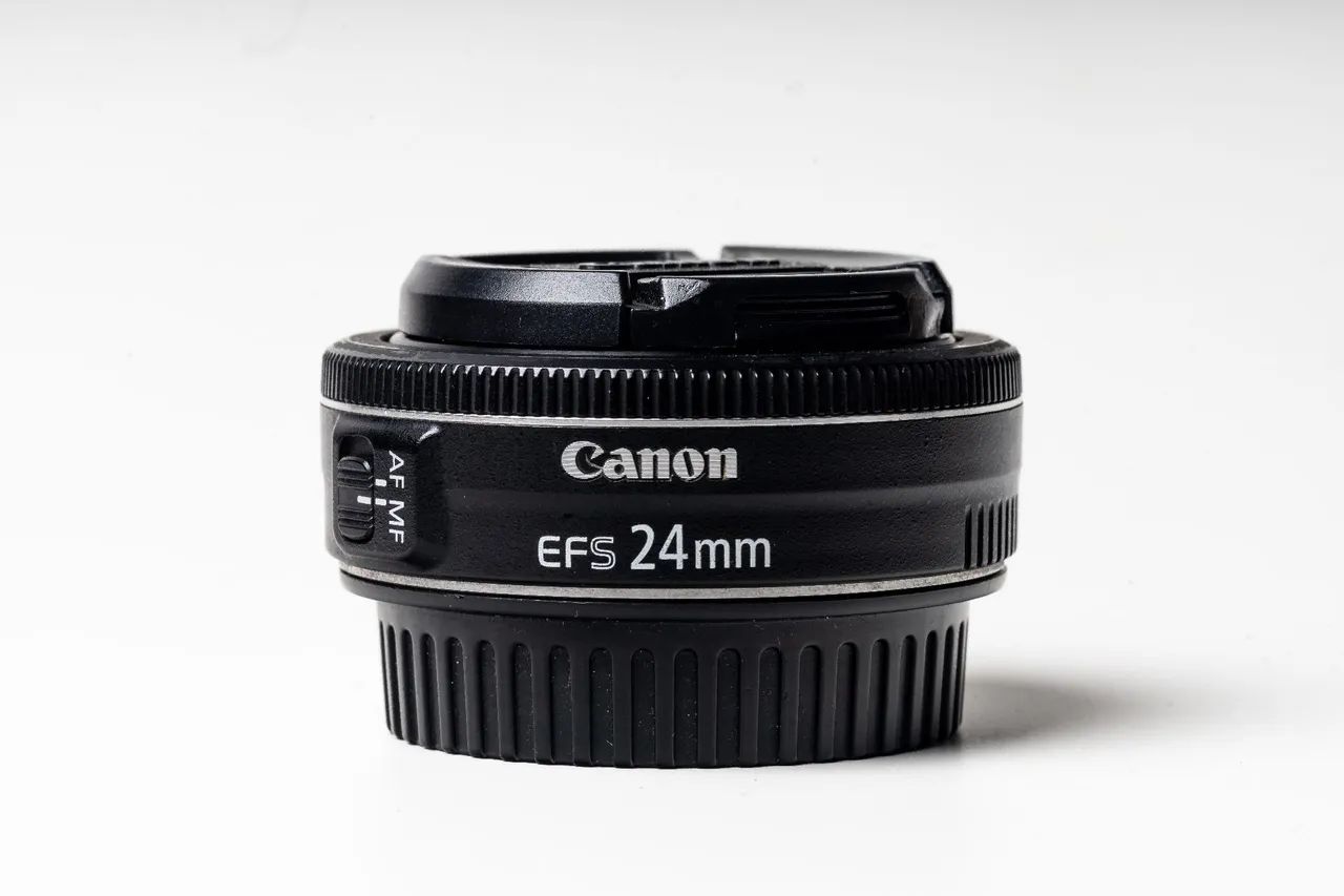Lente Canon EF-S 24mm f/2.8 STM