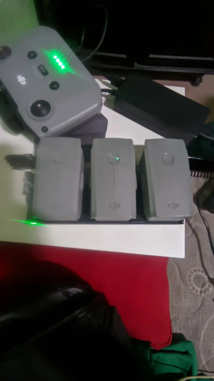 DJI Mavic Air 2 - Bateria, Carregador e Controle Remoto