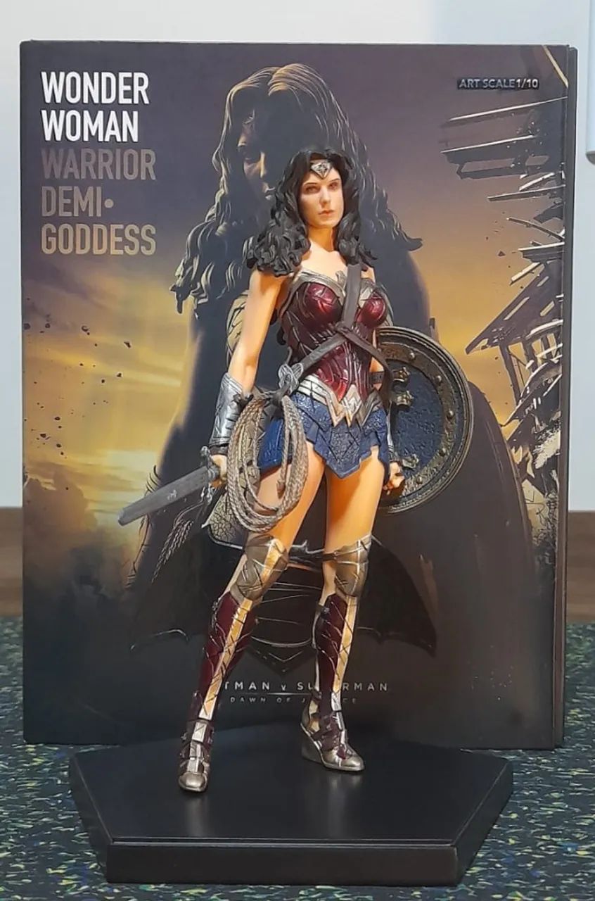 Mulher Maravilha - Batman Vs. Superman - Iron Studios 1/10 - Foto 2
