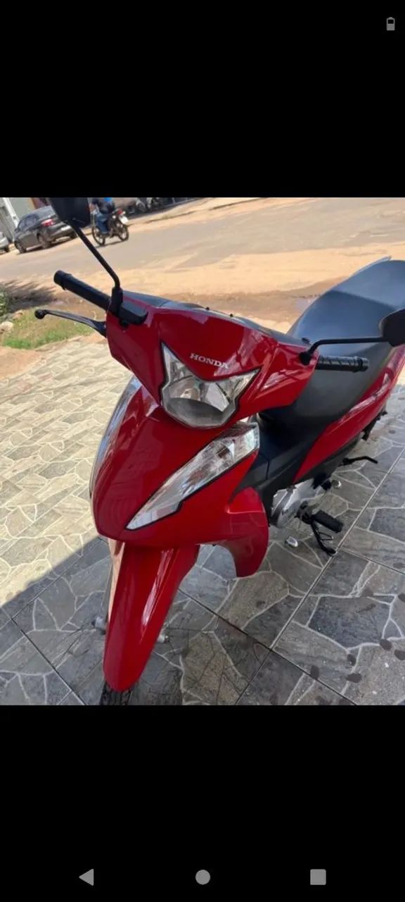 Vendo Biz 125 2023 seminova 10 mil Km - R$ 15 mil