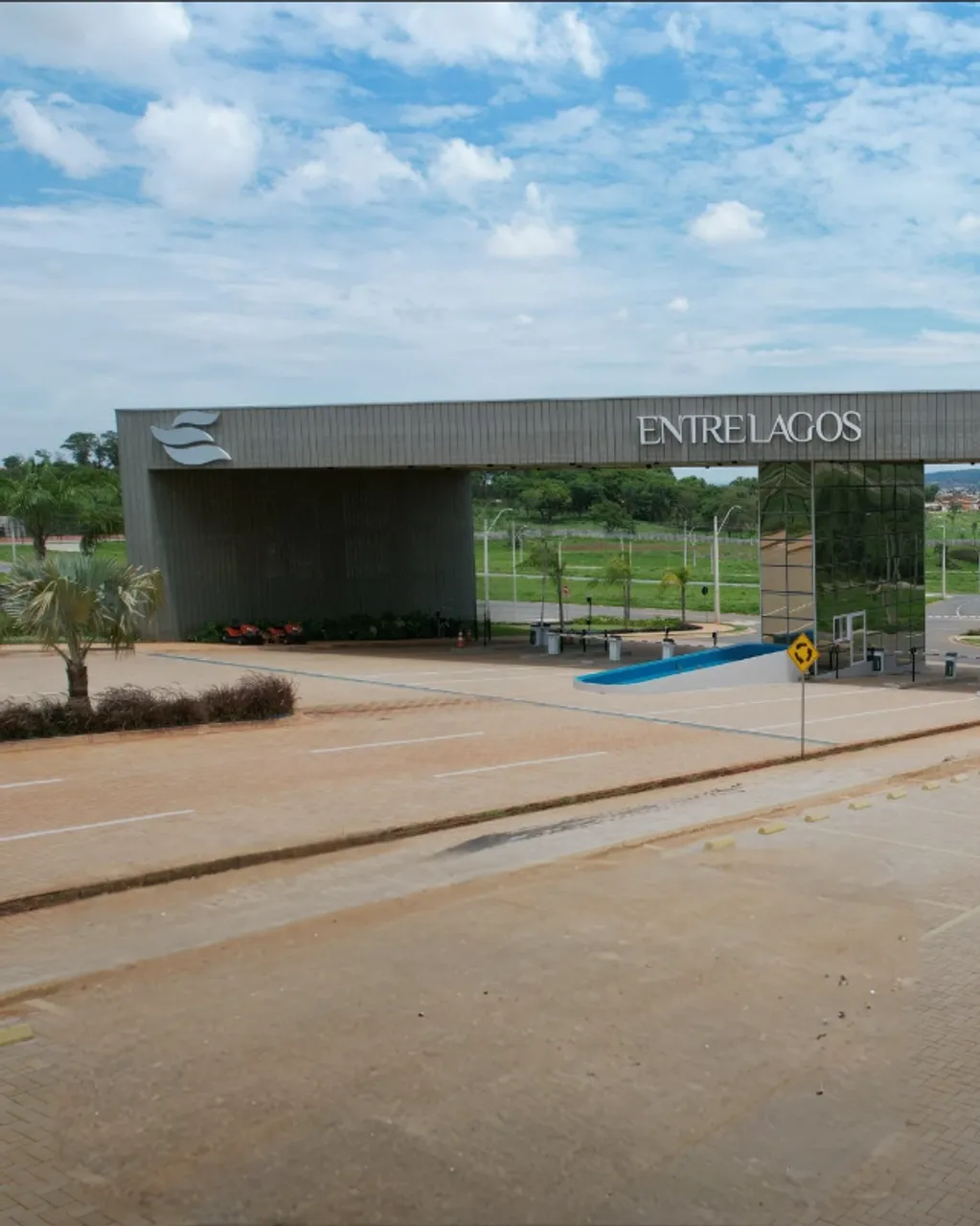 Lote Condomínio Residencial Entre Lagos (254 m²) - Senador Canedo
