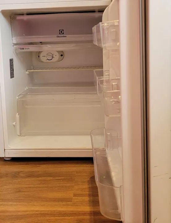 Frigobar Electrolux 80L - Foto 2
