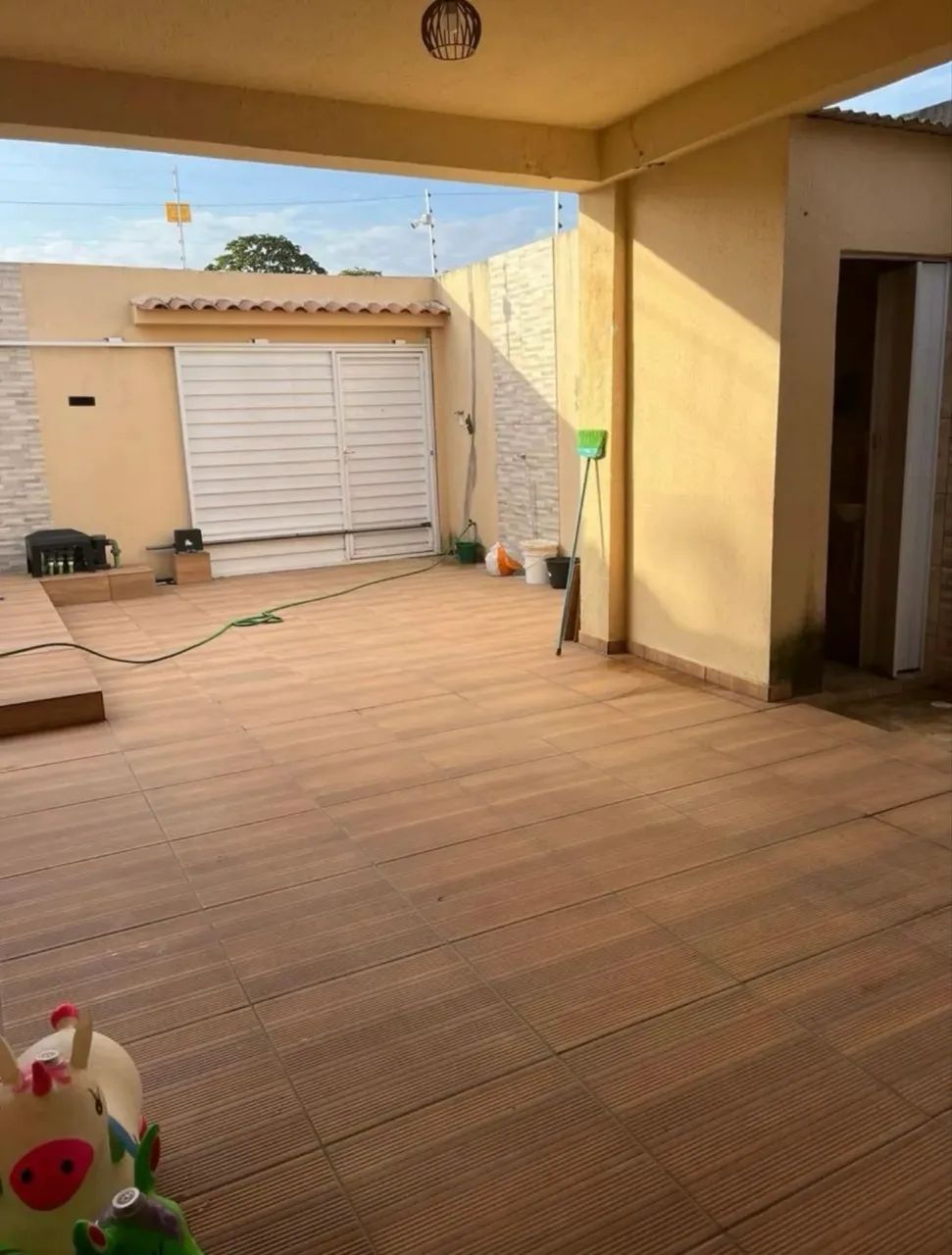 C| Linda casa no monte castelo 