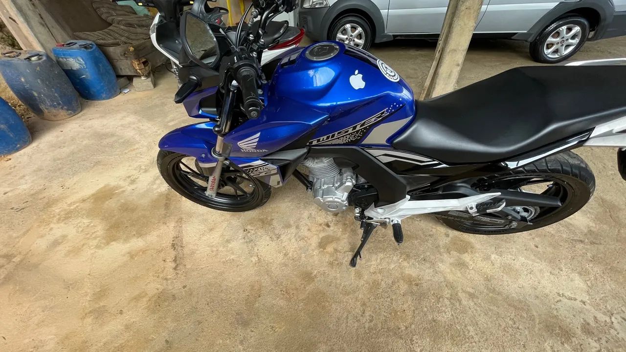 CB 250 Twister  - Foto 4