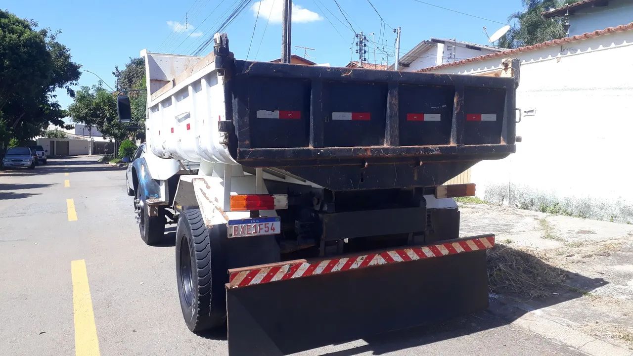 MB 2013 basculante toco - Foto 3
