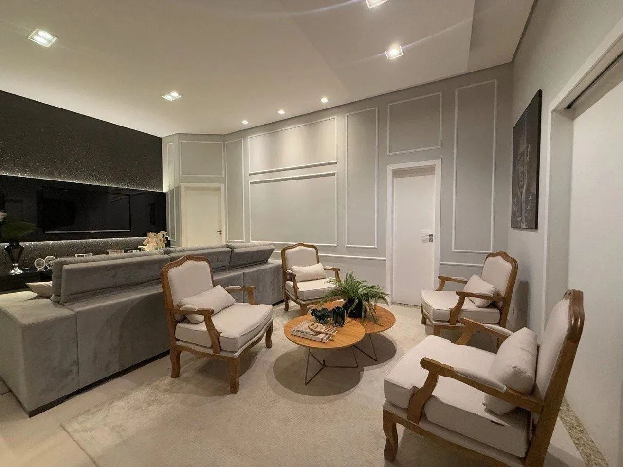 ROYAL MAISON - R$ 1.380.000 - Casa à venda, 3 dormitórios (1 suíte) , 154m², 2 vagas, Espe