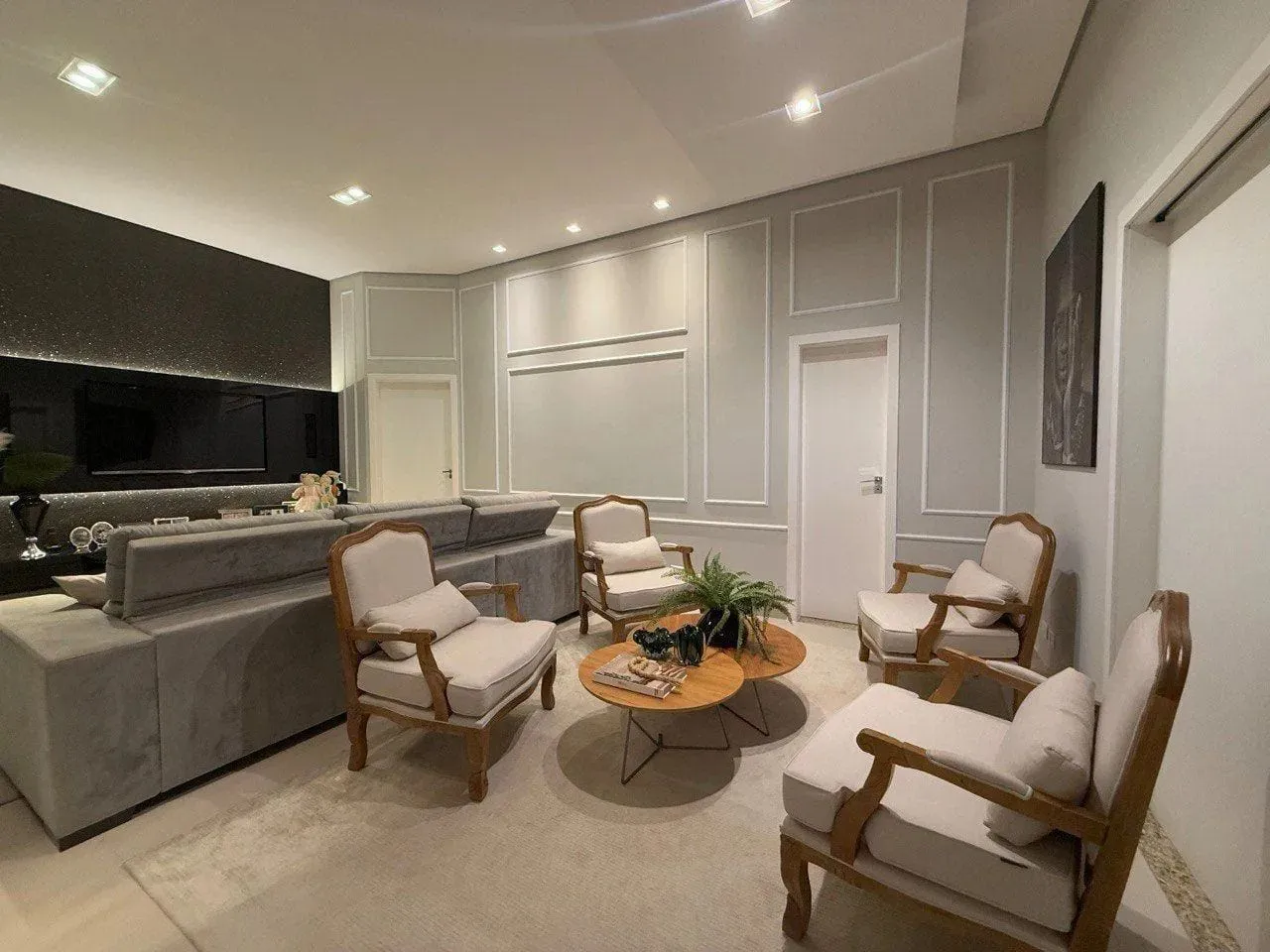 ROYAL MAISON - R$ 1.380.000 - Casa à venda, 3 dormitórios (1 suíte) , 154m², 2 vagas, Espe