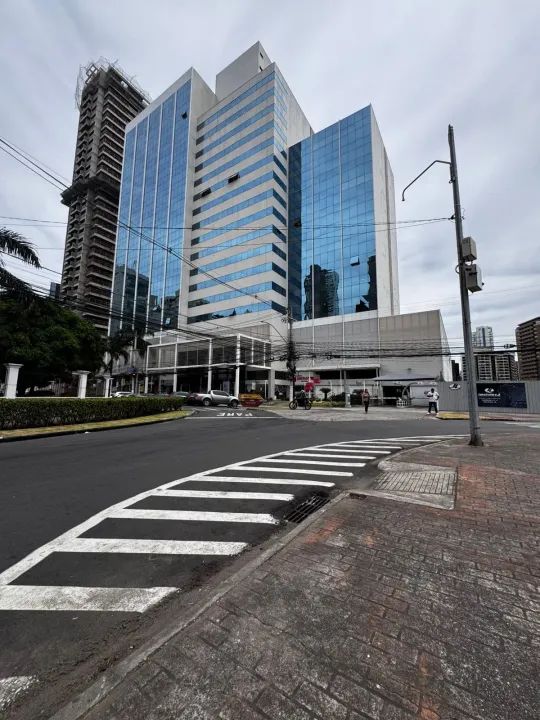 Sala a venda com 48 m² na Enseada do Suá - Vitória - ES
