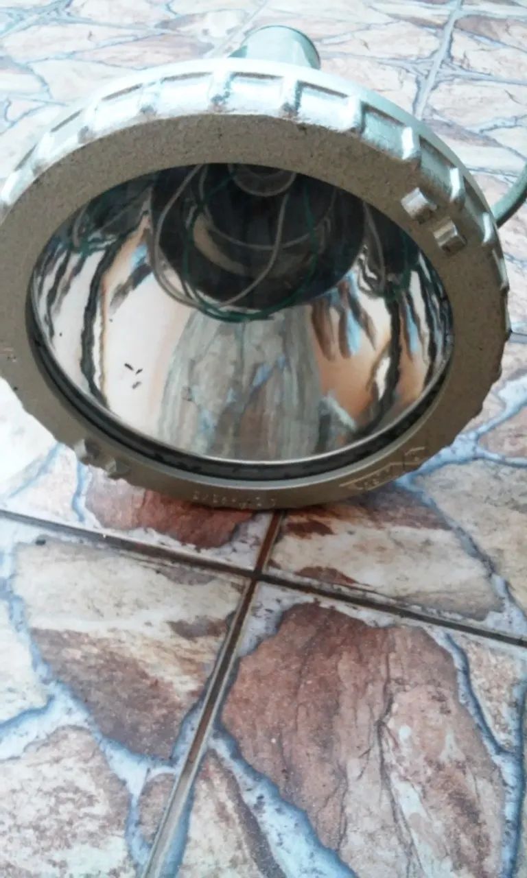 Refletor de alta potência novo (tenho mais 4) - Foto 2