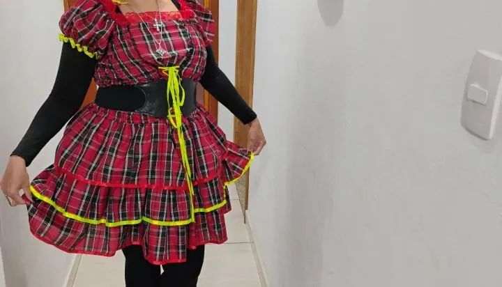 Vestido Xadrez com Detalhes Neon - Foto 2