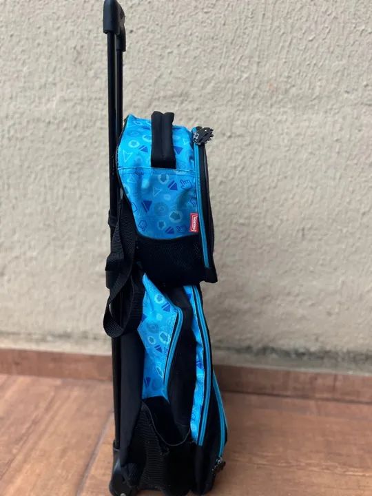 Mochila escolar menino de rodinhas com lancheira - Foto 4