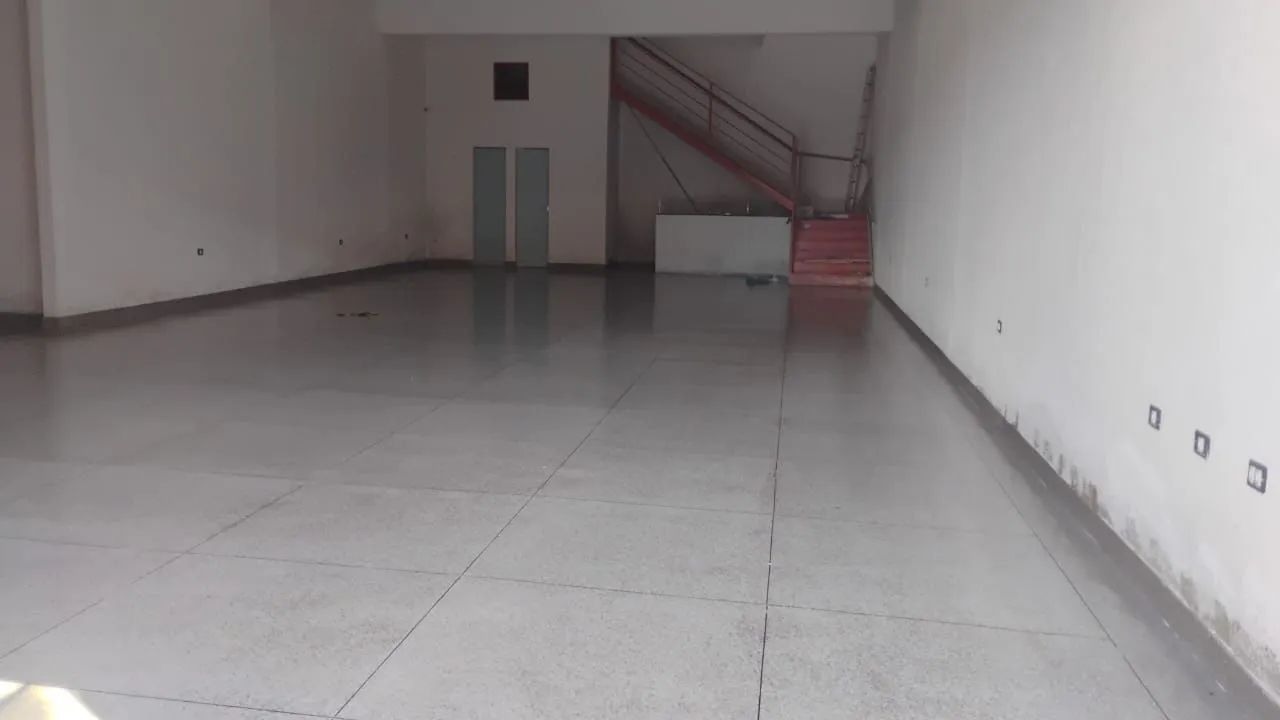 Pisos de Granitina<br>Granitina: Acabamento Moderno para Ambientes Comerciais e Residenciais<br> - Foto 3