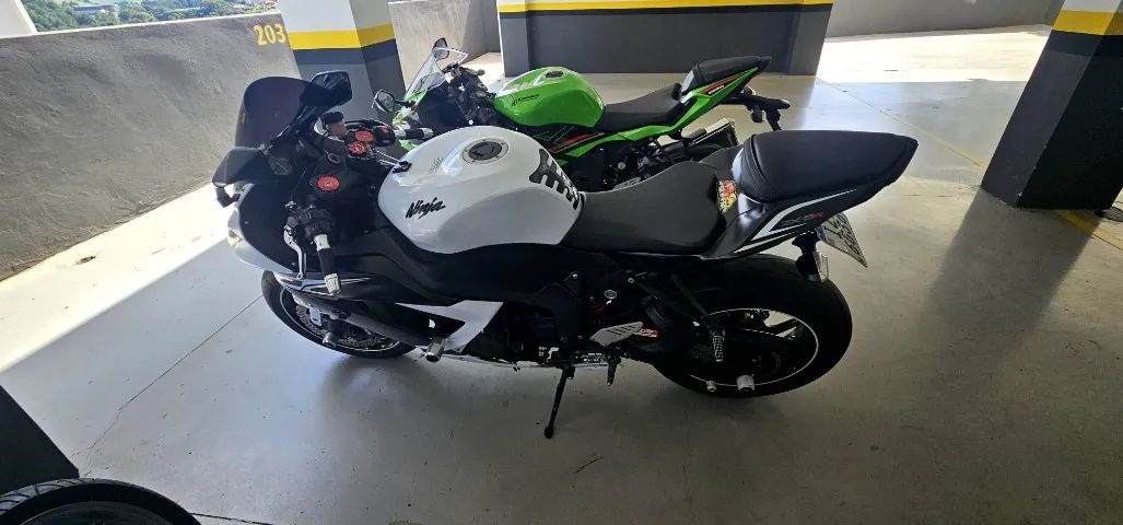 VENDO KAWASAKI ZXR-636 - ANO 2013 - Foto 4