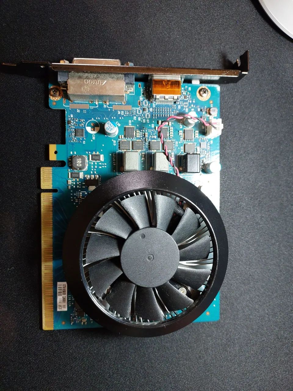 Gtx 1650 4gb Dell placa de vídeo  - Foto 3