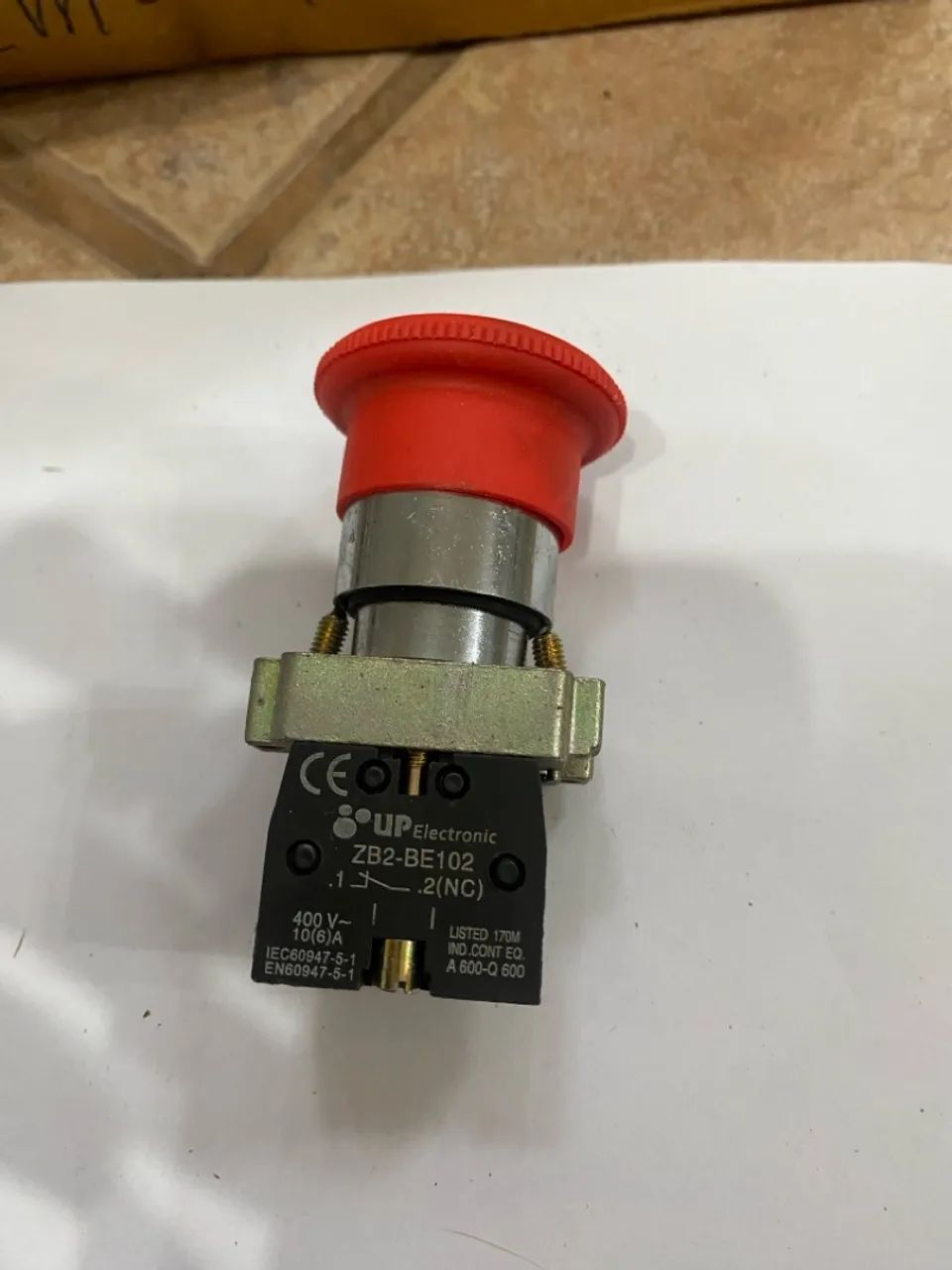 Botão de Emergência Industrial65204107246083121