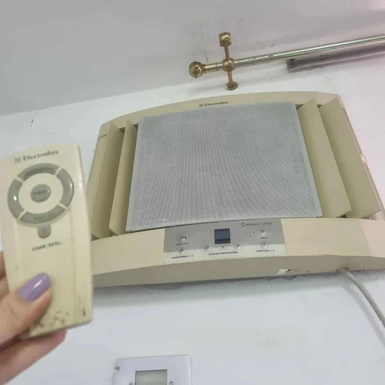 Ar cond Eletrolux, Maximus10000