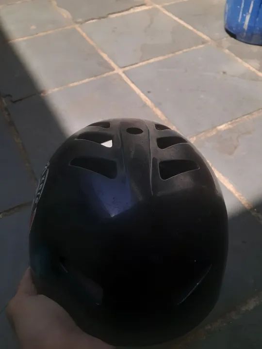 CAPACETE SKATE POUCO USADO - Foto 5
