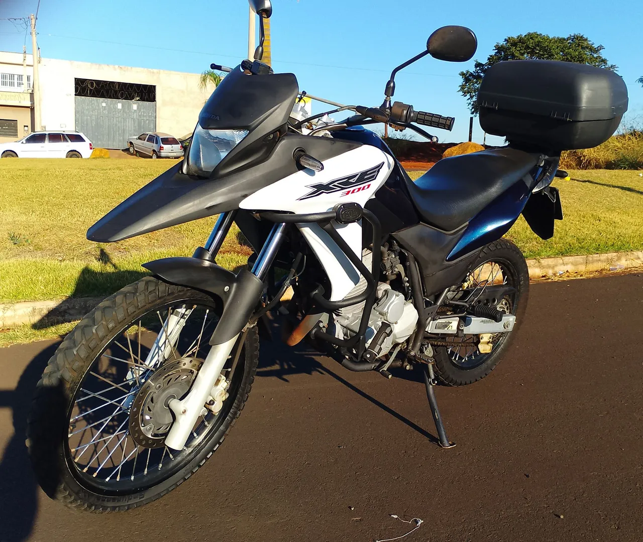 XRE 300 2012