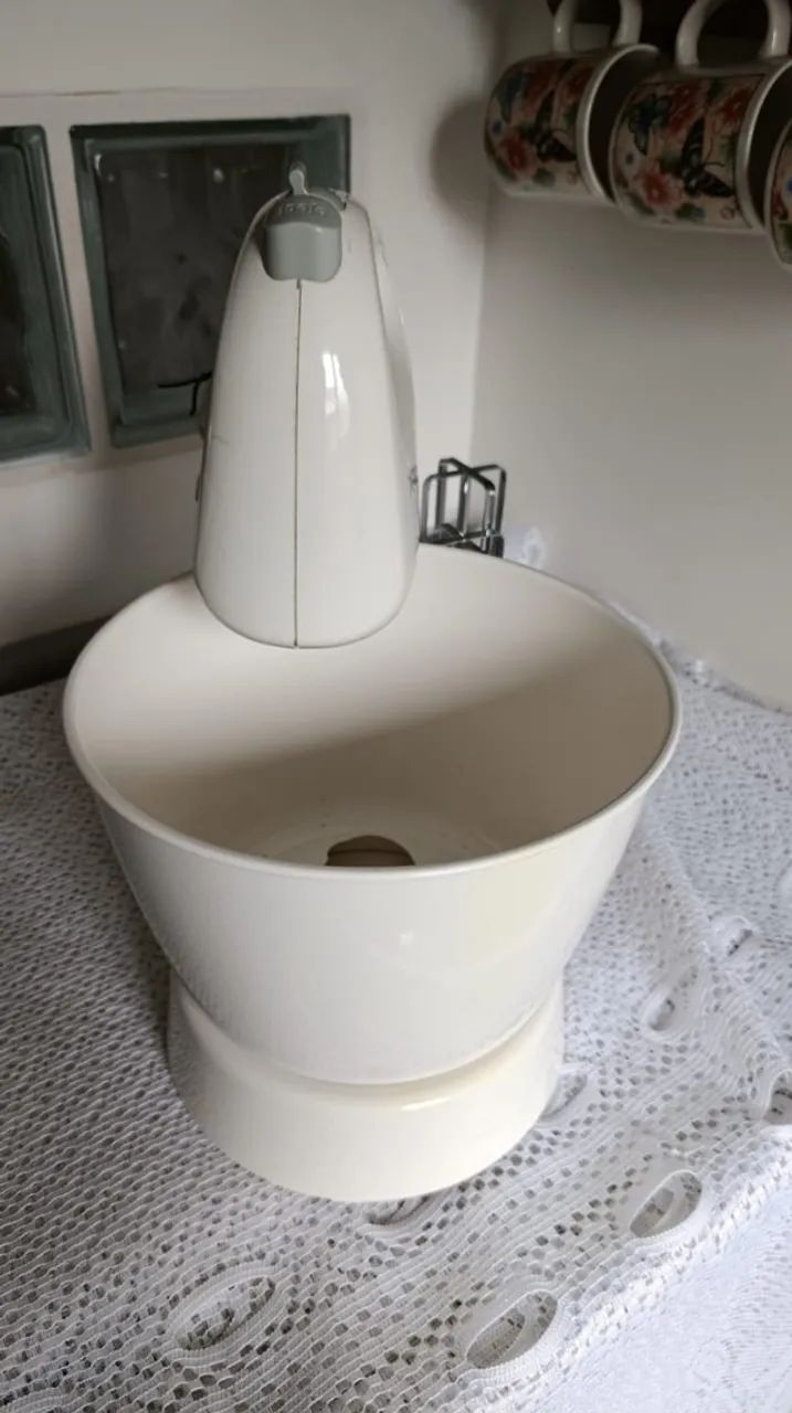 Batedeira Arno Facilita - Semi Nova - Foto 3