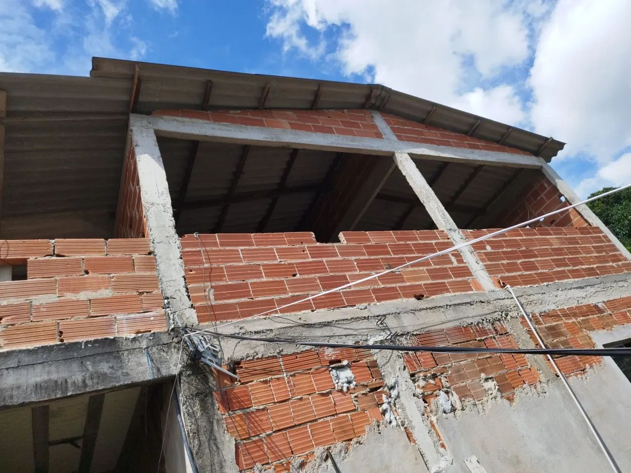 Casa a venda ou troco por outra casa, aceito propostas. - Foto 5