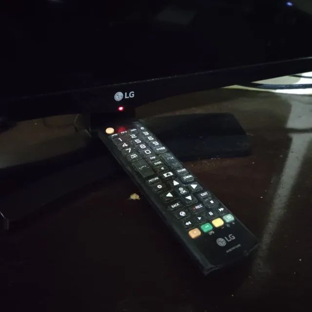 TV LED 24 Polegadas LG HD USB HDMI - Foto 4