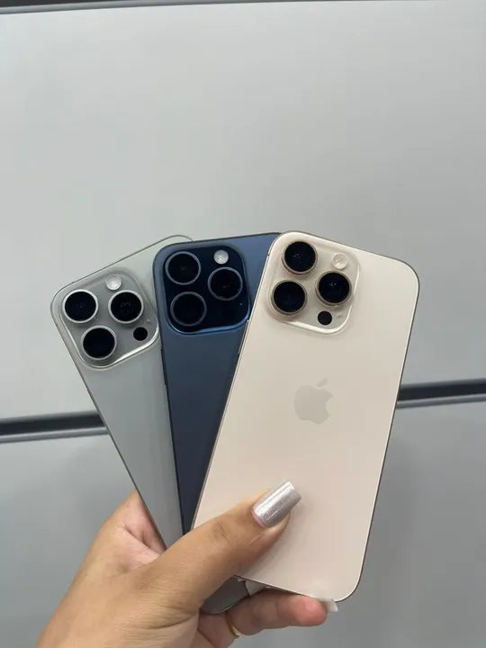 iPhone 15 Pro Max - Novo sem caixa