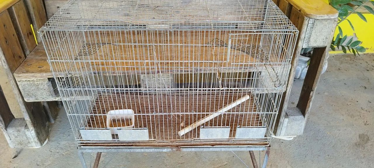 Gaiola 64304560613890122