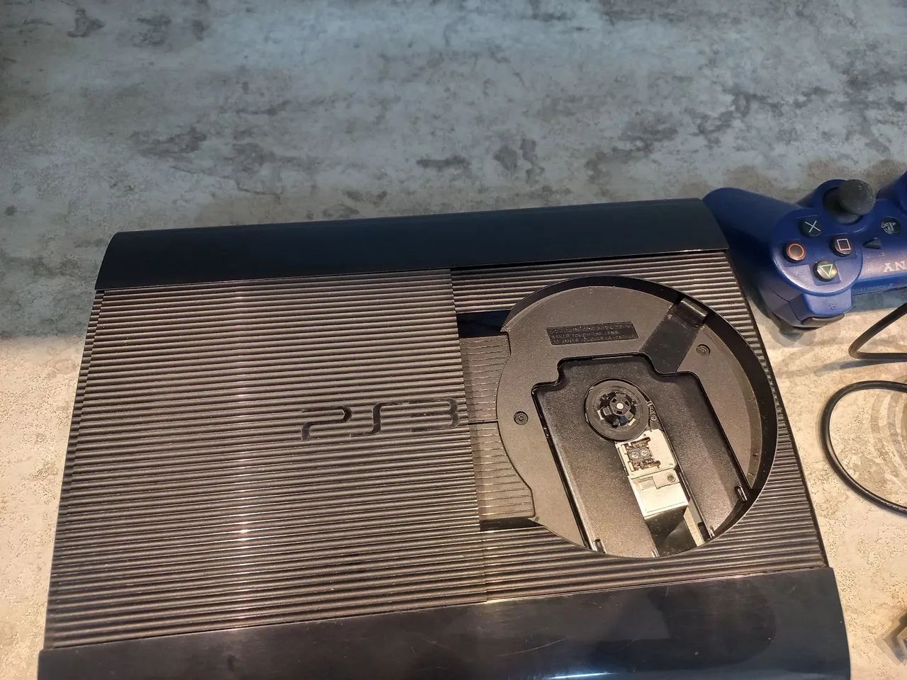 Vendo Playstation 3 desbl em ótimo estado - Foto 3