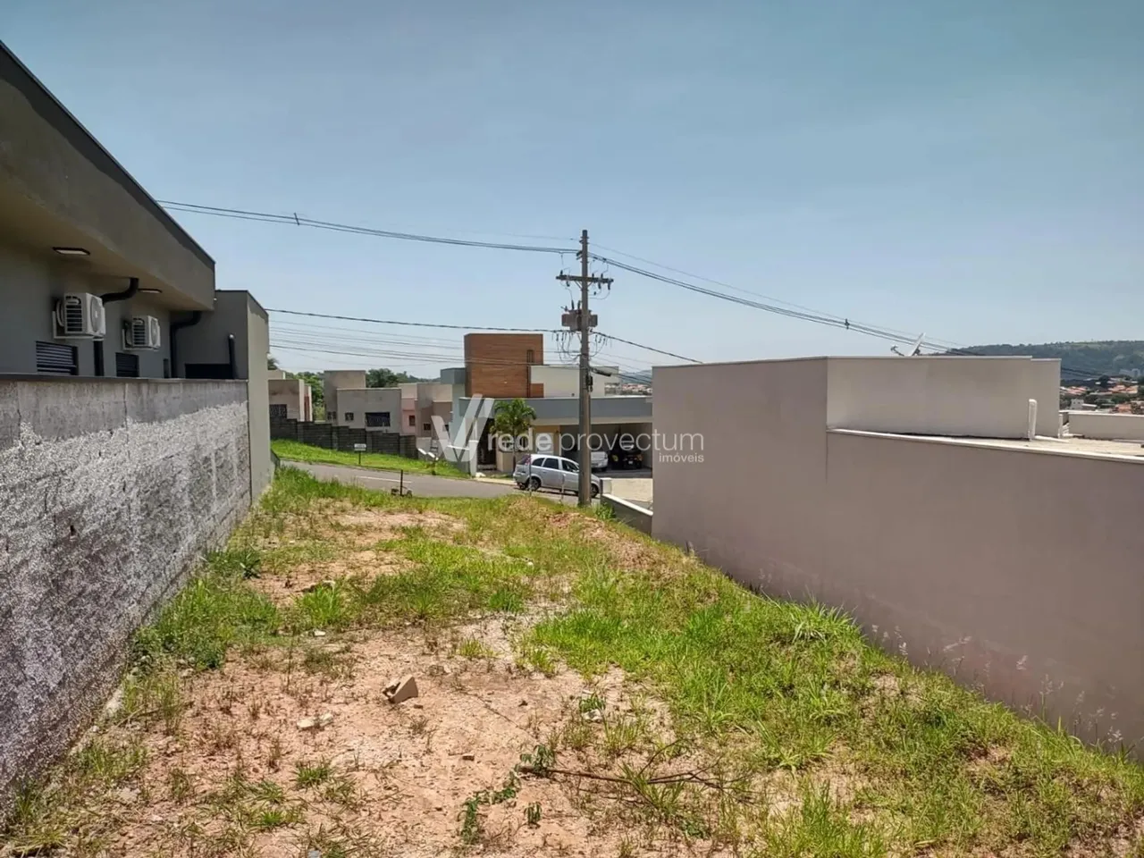 Terreno para venda em condomínio fechado em Valinhos 302,30m²