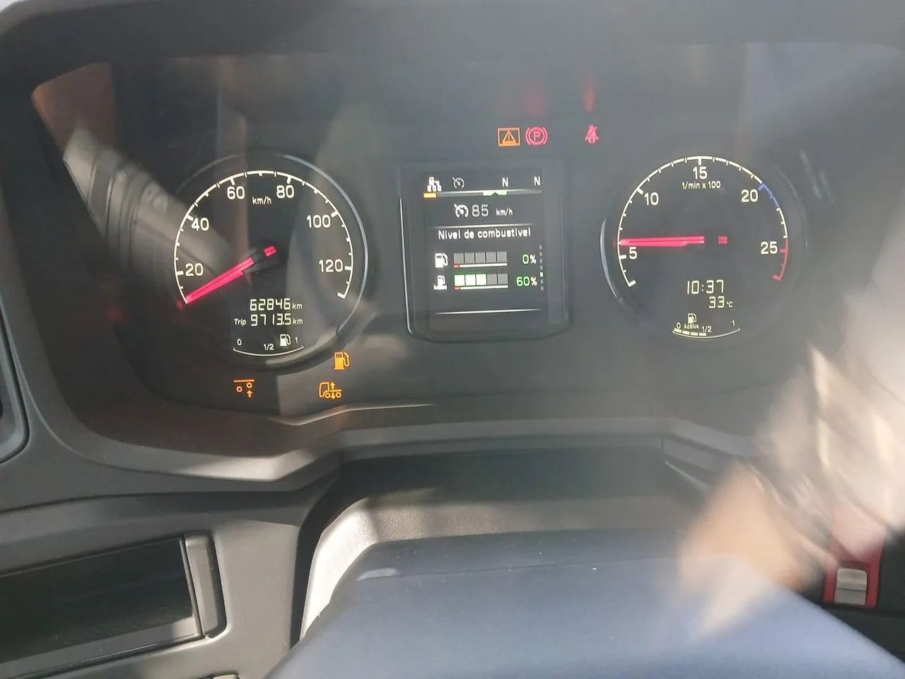 SCANIA R450 6x2 baixo km ano 2024 - Foto 4