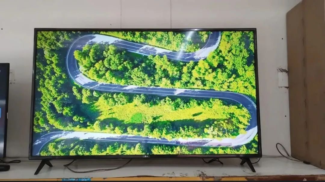 Tv LG 60 Polegadas Smart Led completa WebOs - Foto 2
